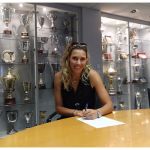 Ερυθρόλευκη η Κάταλιν Κις