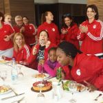 Τα πιο γλυκά γενέθλια της Τζόνσον!