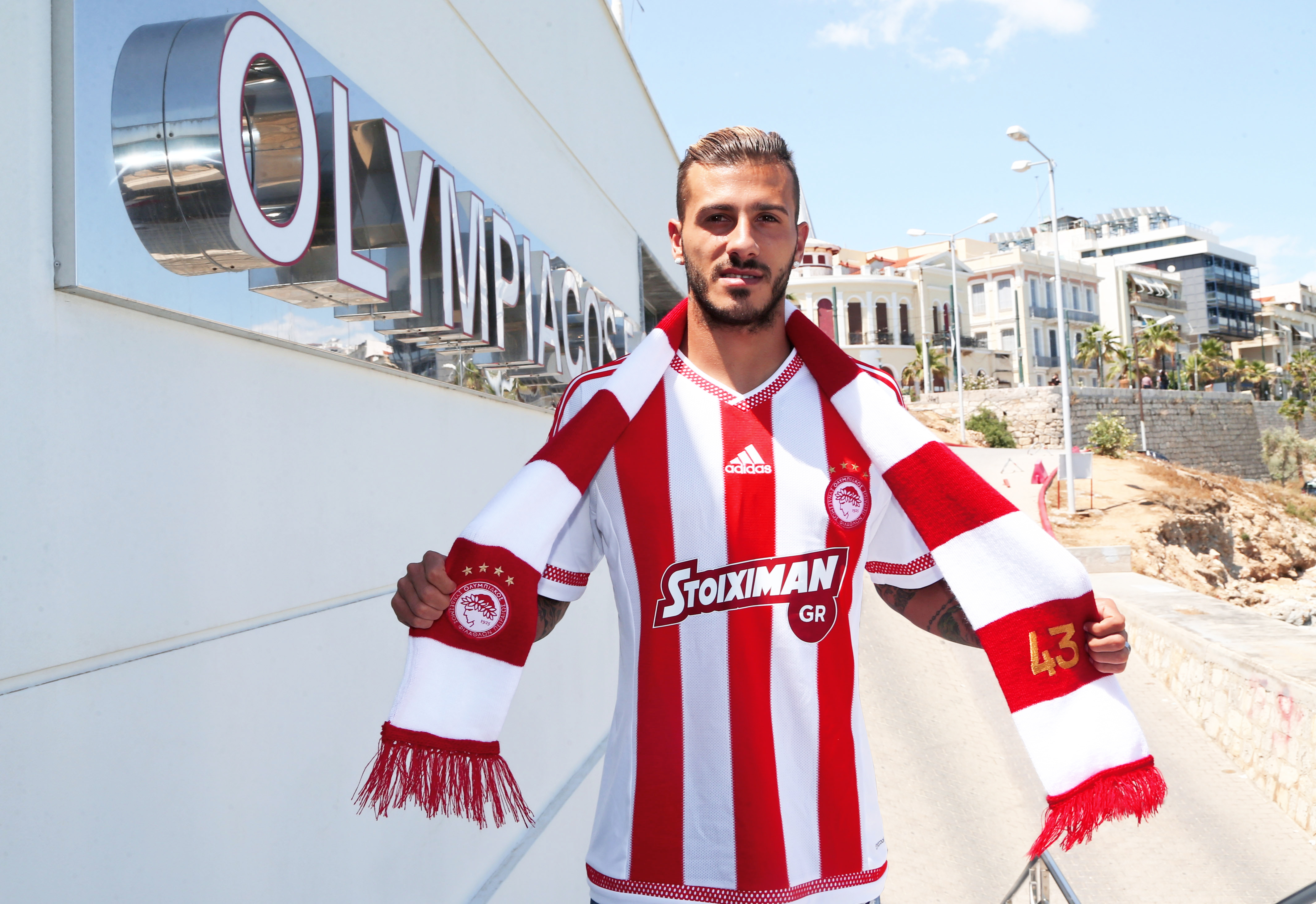 Photostory from the transfer of Diogo Figueiras at Olympiacos