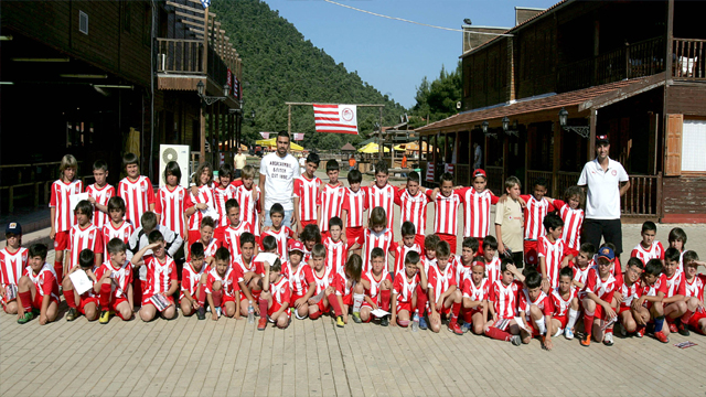 Δεύτερη ημέρα του 1ου GRAND MEETING των Σχολών Ποδοσφαίρου του ΟΛΥΜΠΙΑΚΟΥ