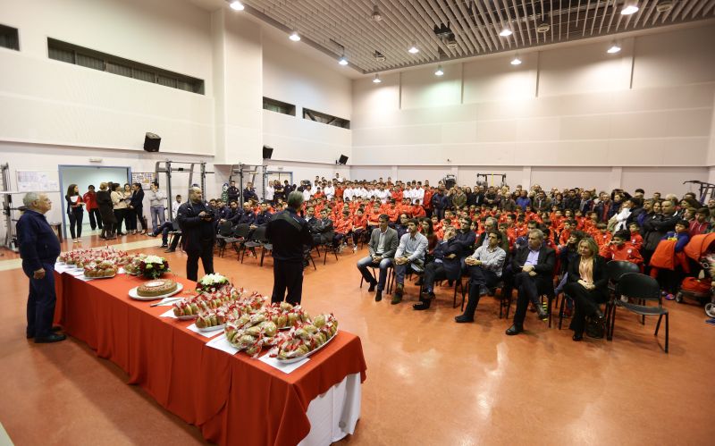 «Υγεία, δύναμη, επιτυχίες»!