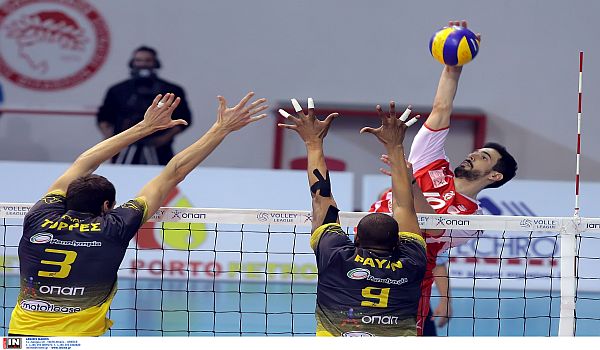 Παρέμεινε στον Ολυμπιακό ο Σωτηρίου