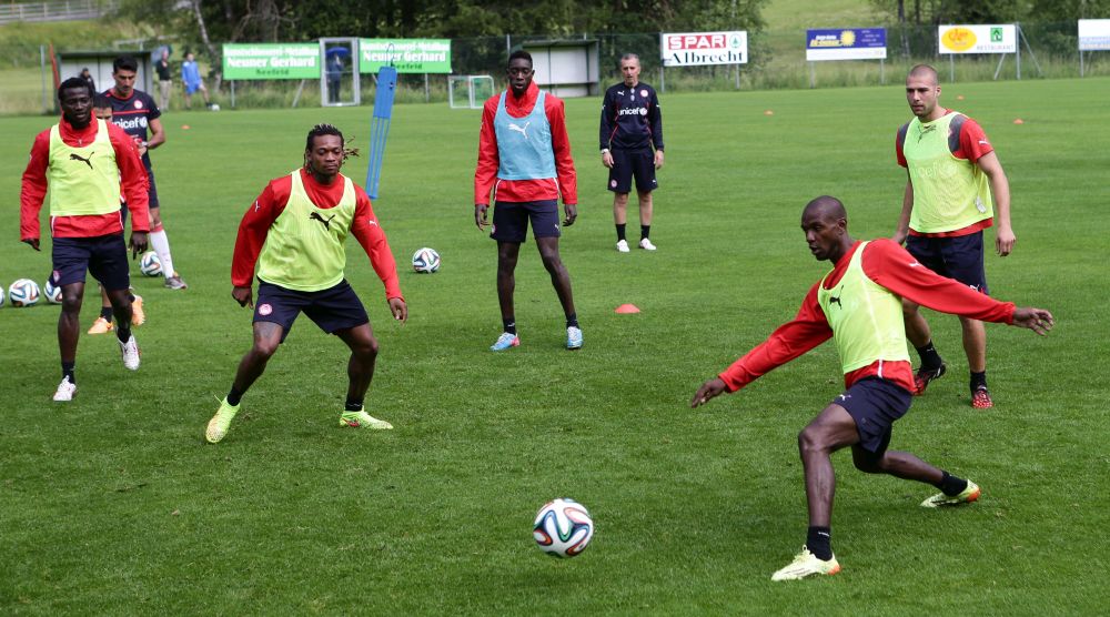 Συνεχής η δουλειά στο Ζέεφελντ