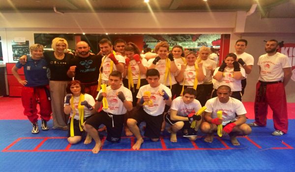 Επιτυχημένες οι εξετάσεις στο Kick Boxing του Ολυμπιακού!