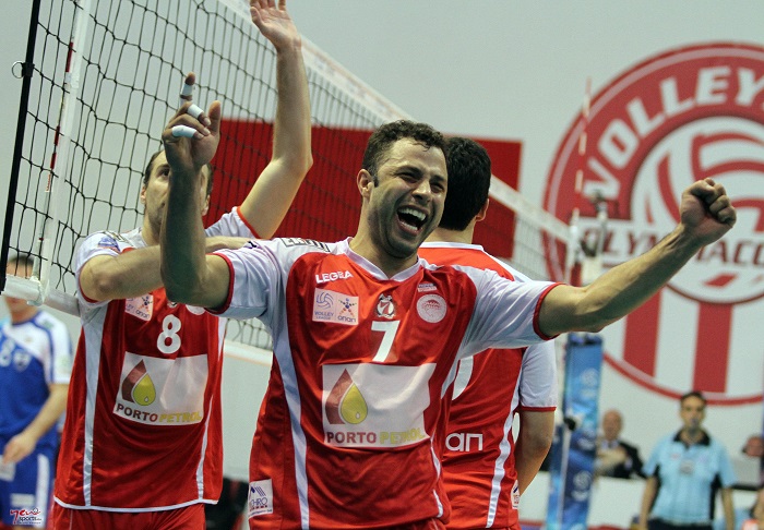 Ανατροπή τίτλου και 2-0 στους τελικούς για τον Θρύλο!