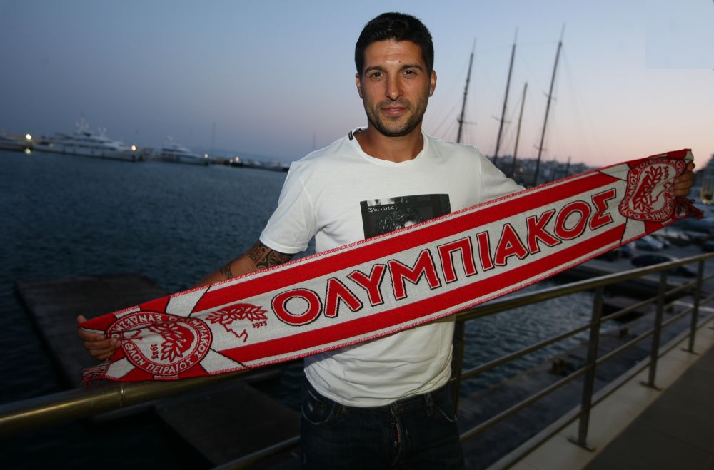 Alejandro Domínguez joins Olympiacos