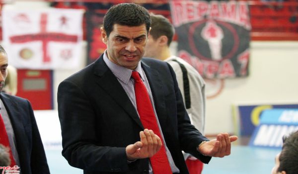 Ανανέωση συνεργασίας με τον Δημήτρη Καζάζη