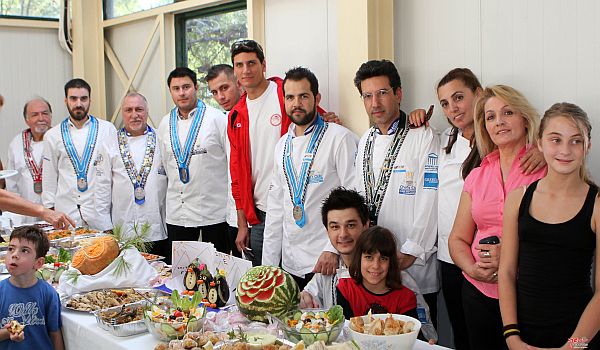 Ο Ολυμπιακός Σ.Φ.Π “δίπλα” στο Παιδικό Χωριό SOS