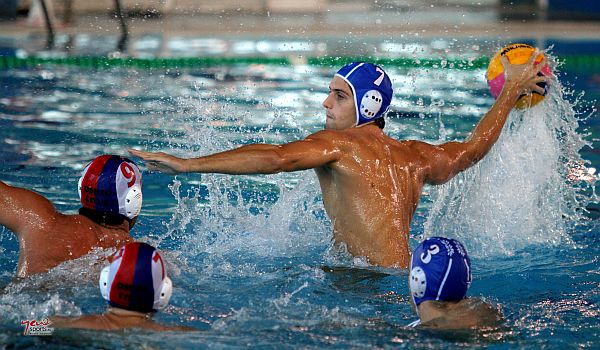 Ο Ολυμπιακός εύκολα 13-5 τον Πανιώνιο