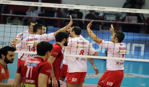 Νίκη με ανατροπή!