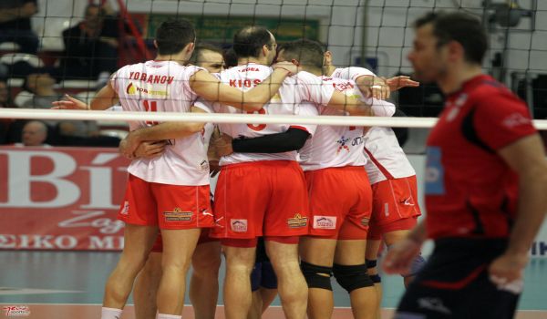 Ο Ολυμπιακός 3-2 σετ τον Φοίνικα Σύρου!