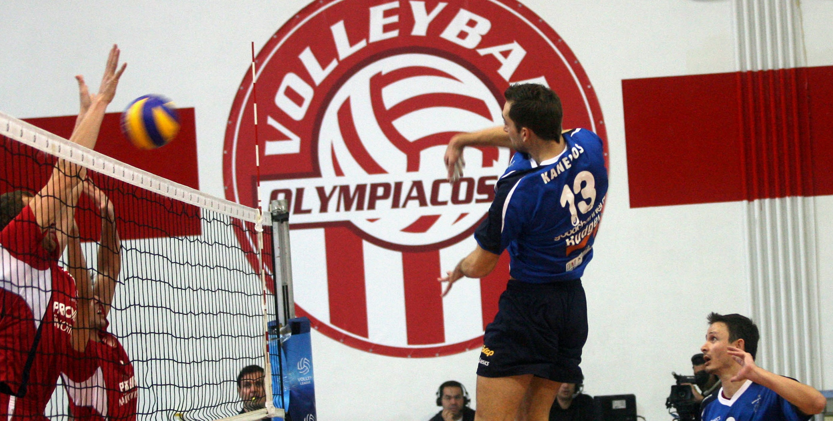 Στα ερυθρόλευκα ο Γεράσιμος Κανέλλος