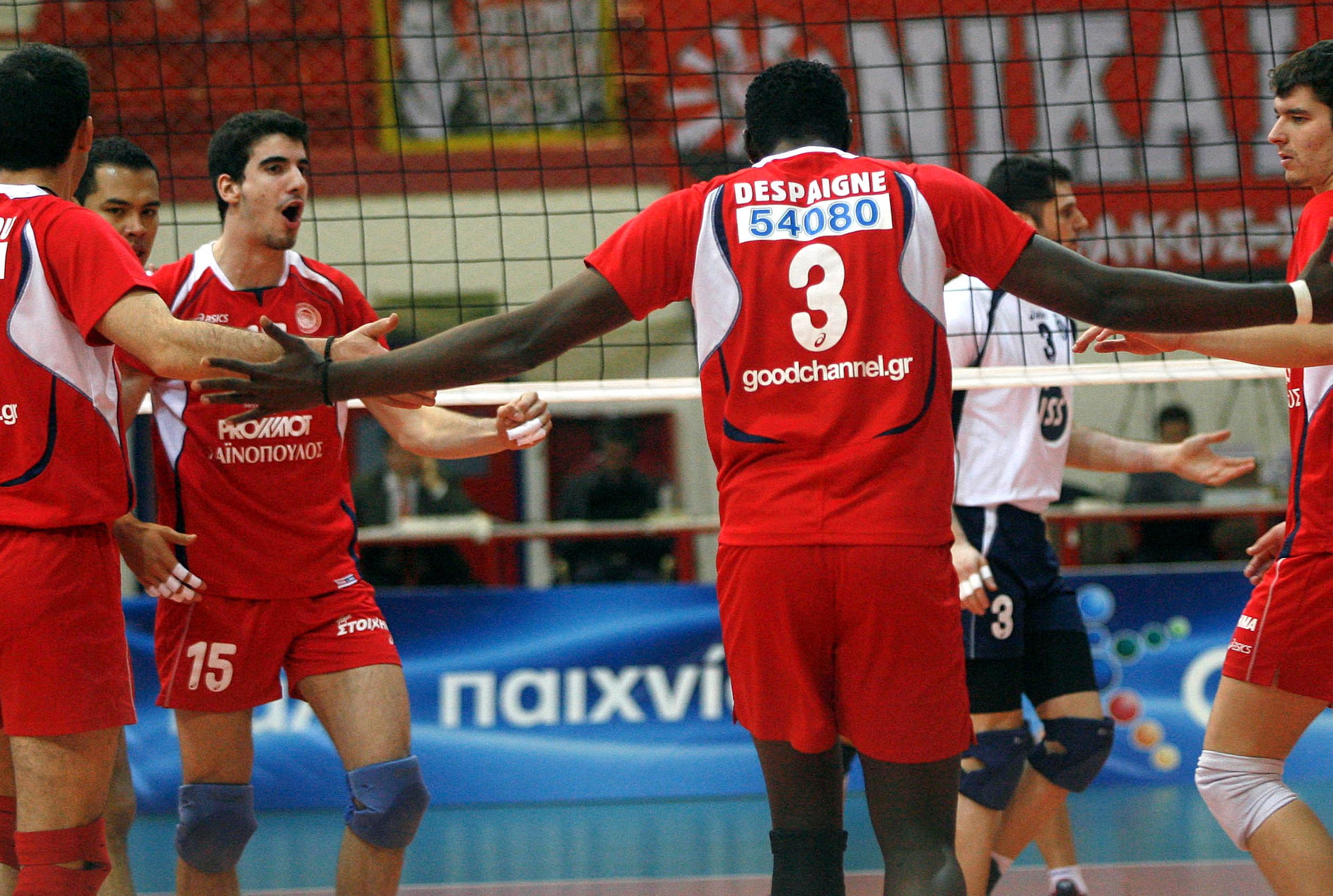 Ολυμπιακός – Επίκουρος ΙSS 3-1 σετ