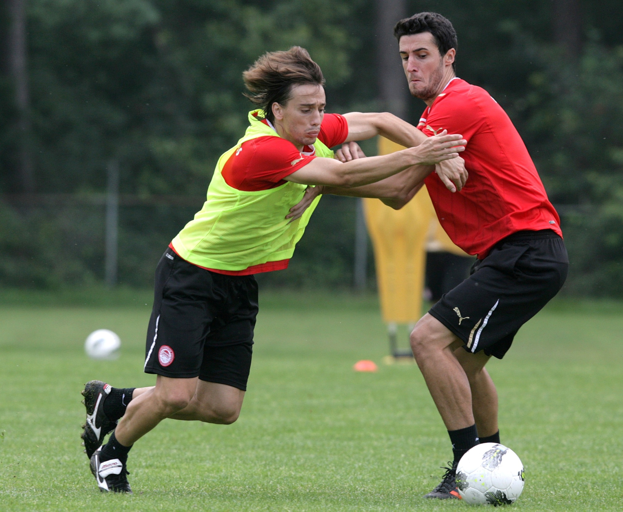 Ανεβάζουν ρυθμούς Ριέρα, Τζιμπούρ, Μέλμπεργκ