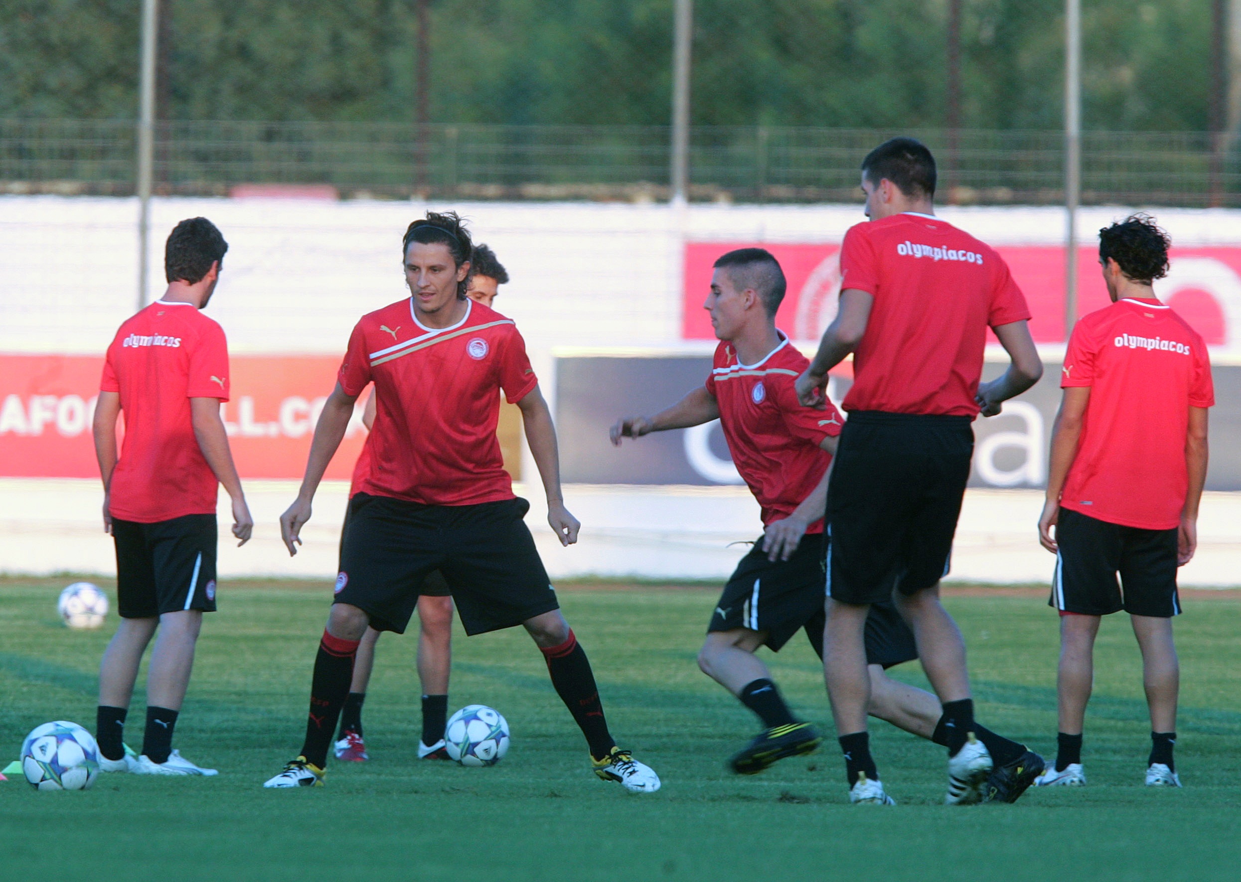 Yeste se ejercita con el grupo – Fuster realiza gran parte del entrenamiento con el grupo