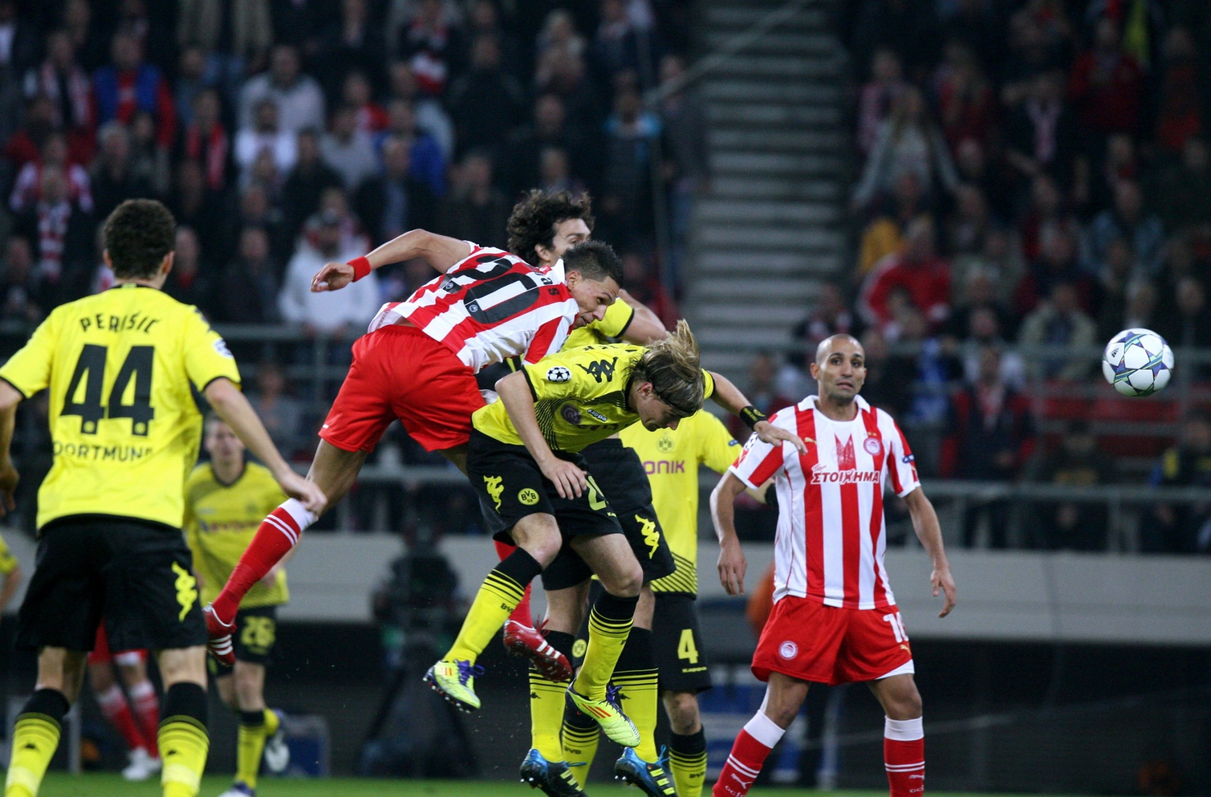 Viaja con la delegación del Olympiacos a Alemania