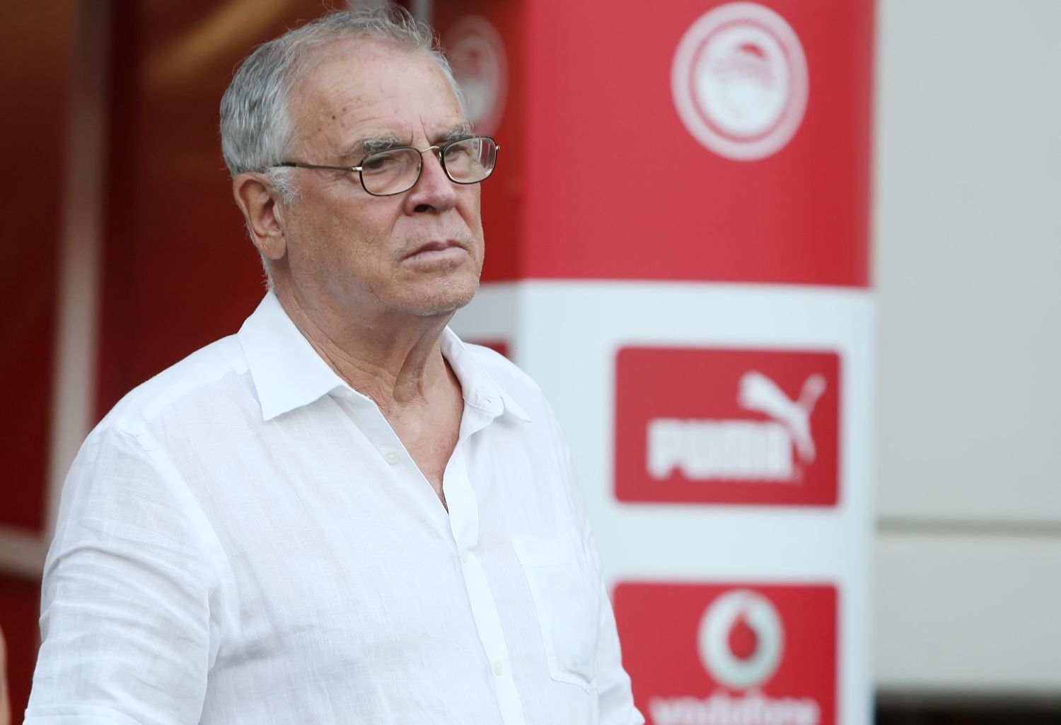 Ανανέωση και «ελληνοποίηση»