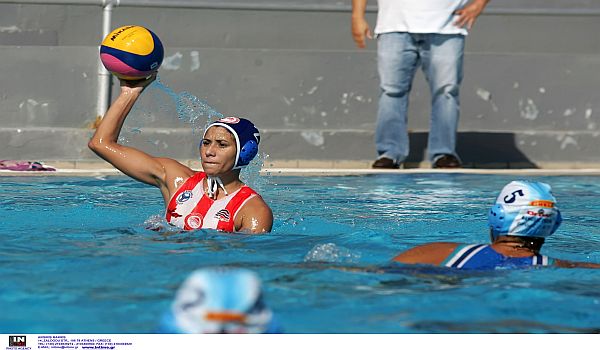 Ανανέωσε η Τετζαλίδου