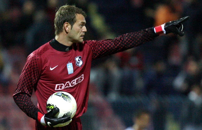 Roy Carroll signs with Olympiacos