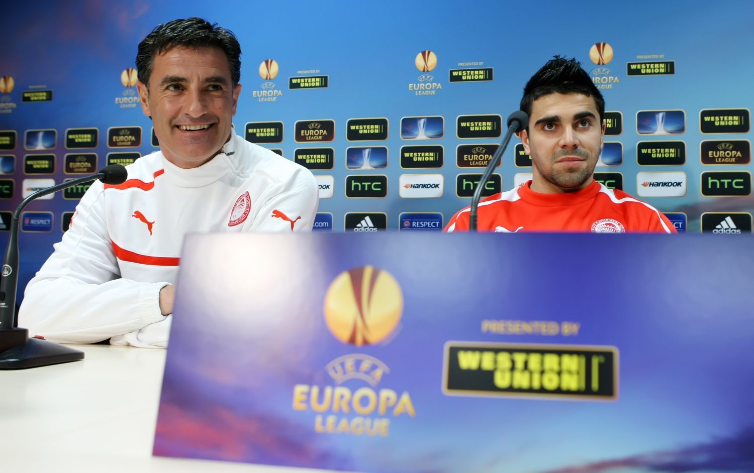 La rueda de prensa antes del partido contra el Levante