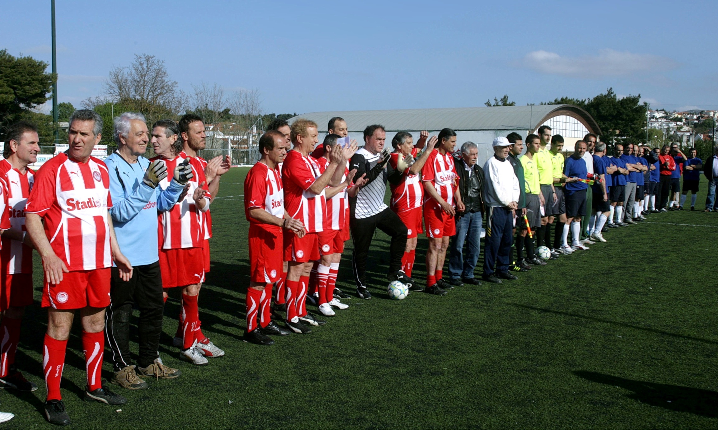 Νικητές στο γήπεδο και στην ανθρωπιά οι βετεράνοι