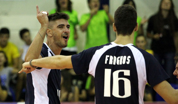 Στα ερυθρόλευκα ο Γιώργος Πετρέας