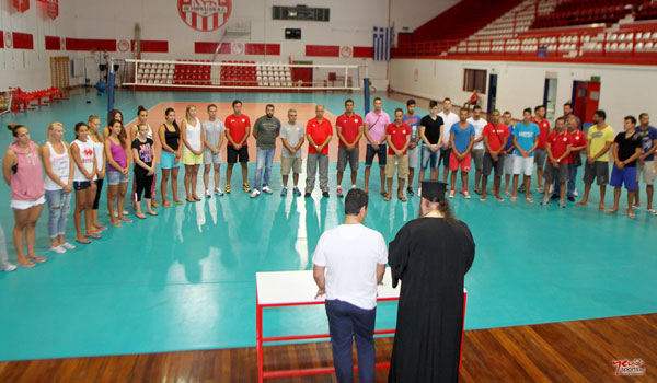 Ο αγιασμός των ομάδων βόλεϊ ανδρών και γυναικών