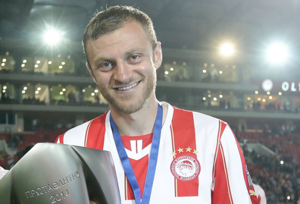 «Κοιτάμε στο μέλλον με σιγουριά και χαμόγελο»