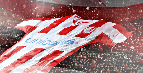 Τα «ερυθρόλευκα» κορεό!