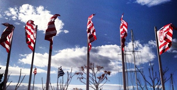 ΖΩΝΤΑΝΑ η παρουσίαση των εισιτηρίων διαρκείας