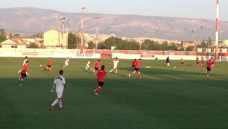 «Ξεμούδιασμα» με την ομάδα Νέων