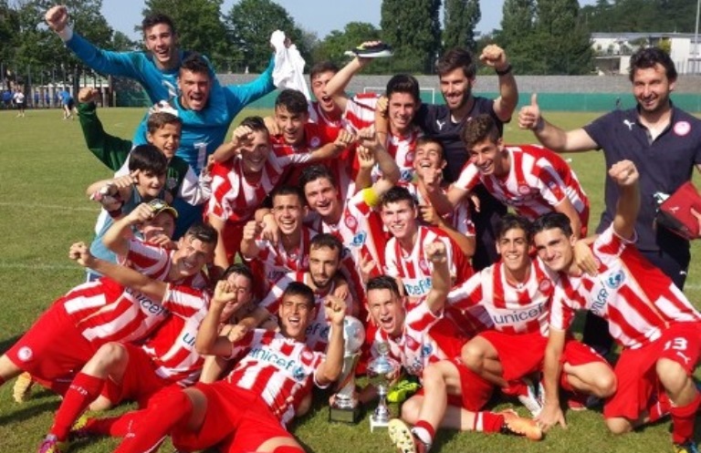 Κατέκτησε το Tannenhof Cup η Κ16 του Θρύλου!