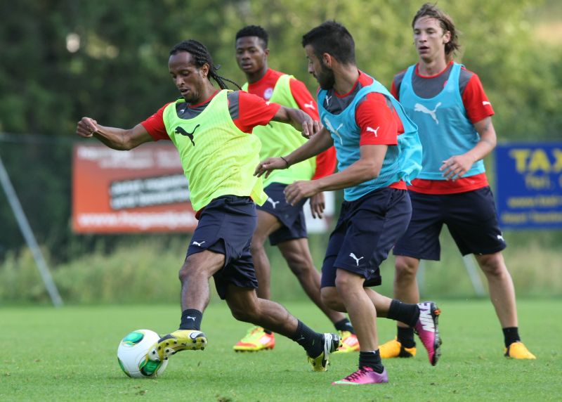 Δουλειά στην άμυνα και την επίθεση