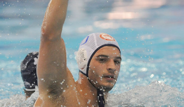 Παρεμένει στον Ολυμπιακό ο Χριστόδουλος Κολόμβος