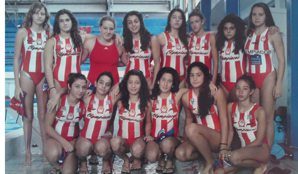 Στον μεγάλο τελικό (19:00, Κολυμβητήριο Πειραιά) η ομάδα πόλο νέων γυναικών