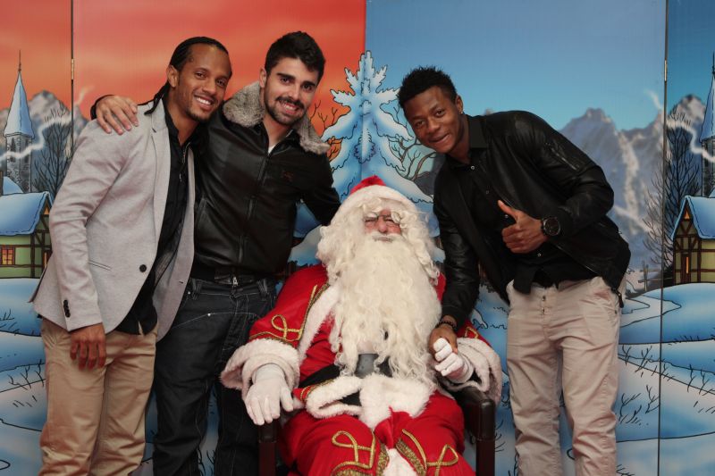 Χαρούμενες «ερυθρόλευκες» γιορτές!