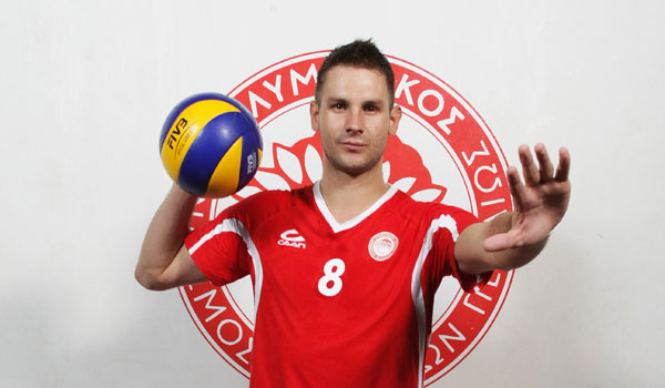 Ανανέωσε ο Παπαδόπουλος και αποκτήθηκε ο Βολουδάκης