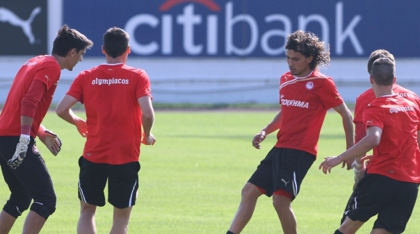 Primer entrenamiento de Roy Caroll