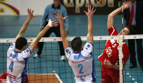 Στρόιτελ – Ολυμπιακός 3-0 σετ