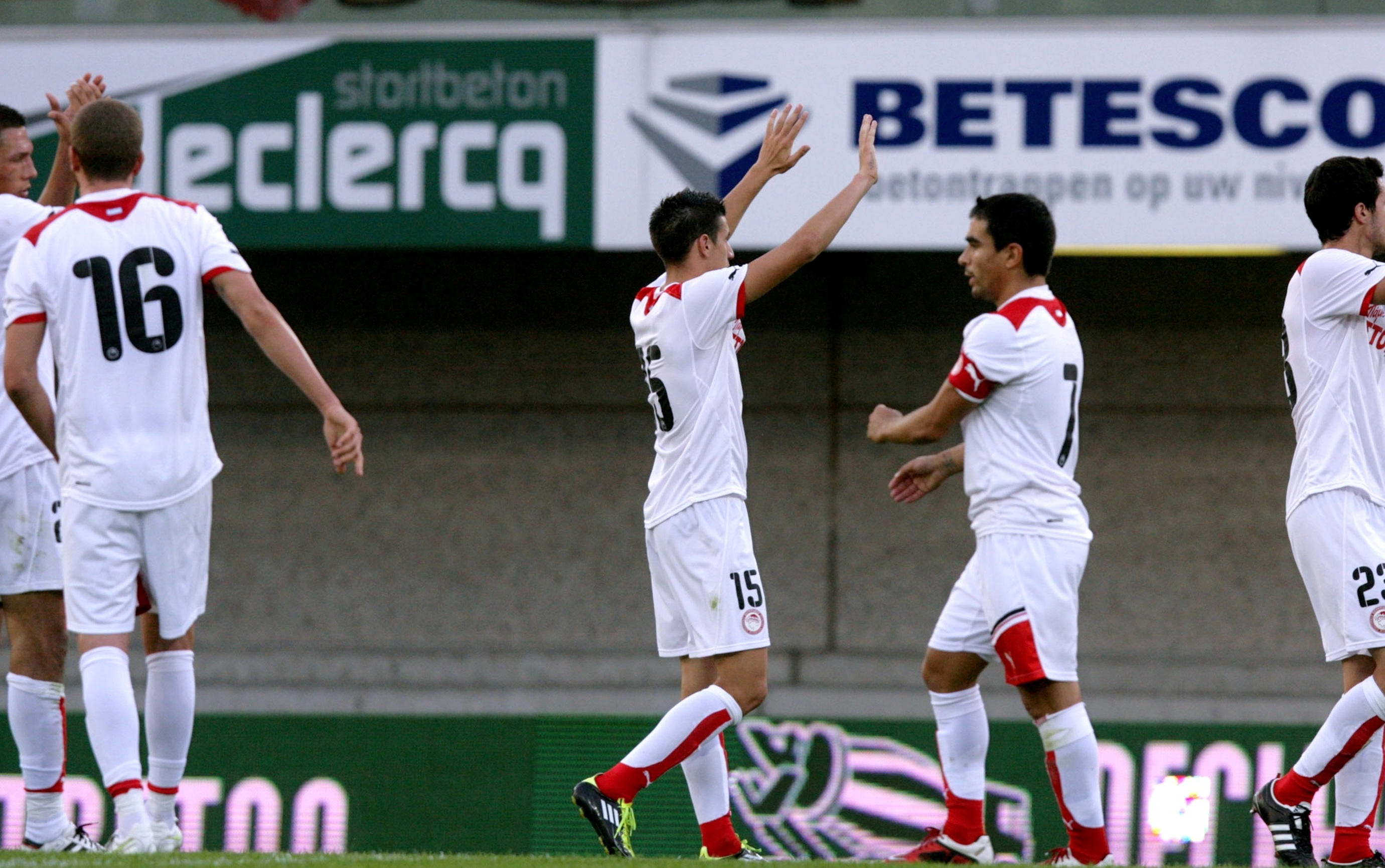 Ζούλτε Βάρεγκεμ – Ολυμπιακός 1-1