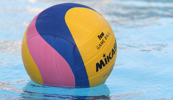 El Olympiacos en la final del campeonato griego de waterpolo femenino