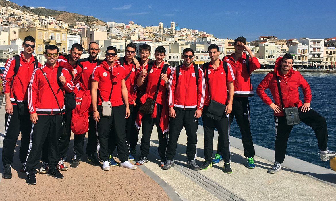 Έφτασε στη Σύρο ο Θρύλος, αύριο παίζει με Ηρακλή!