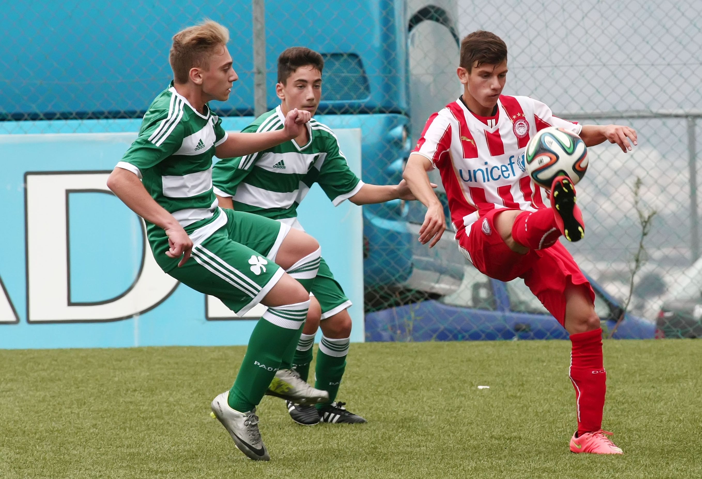 Δράση στα πρωταθλήματα της Super League