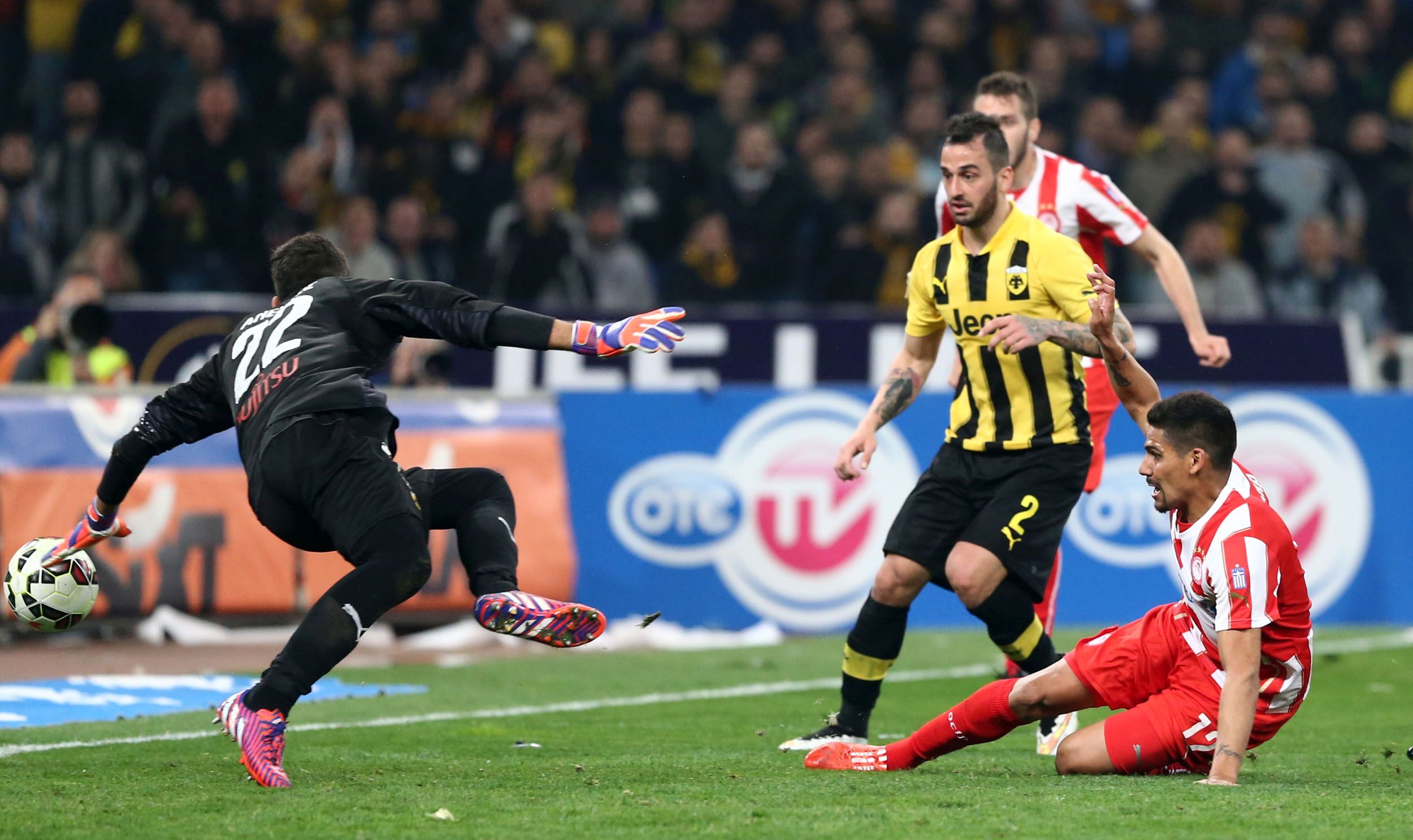 Κληρώνει για τα ημιτελικά