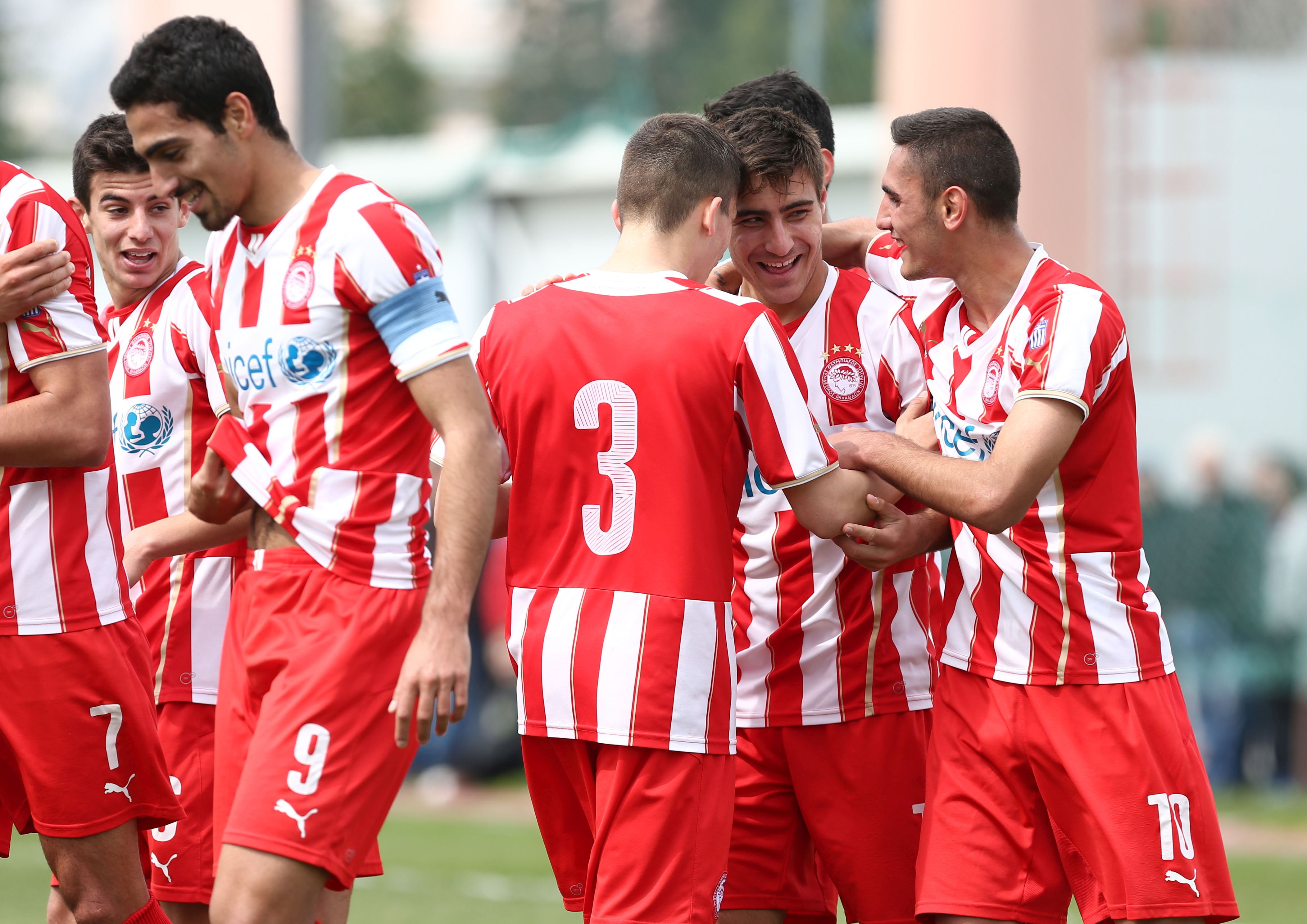 Με Πανθρακικό οι Νέοι