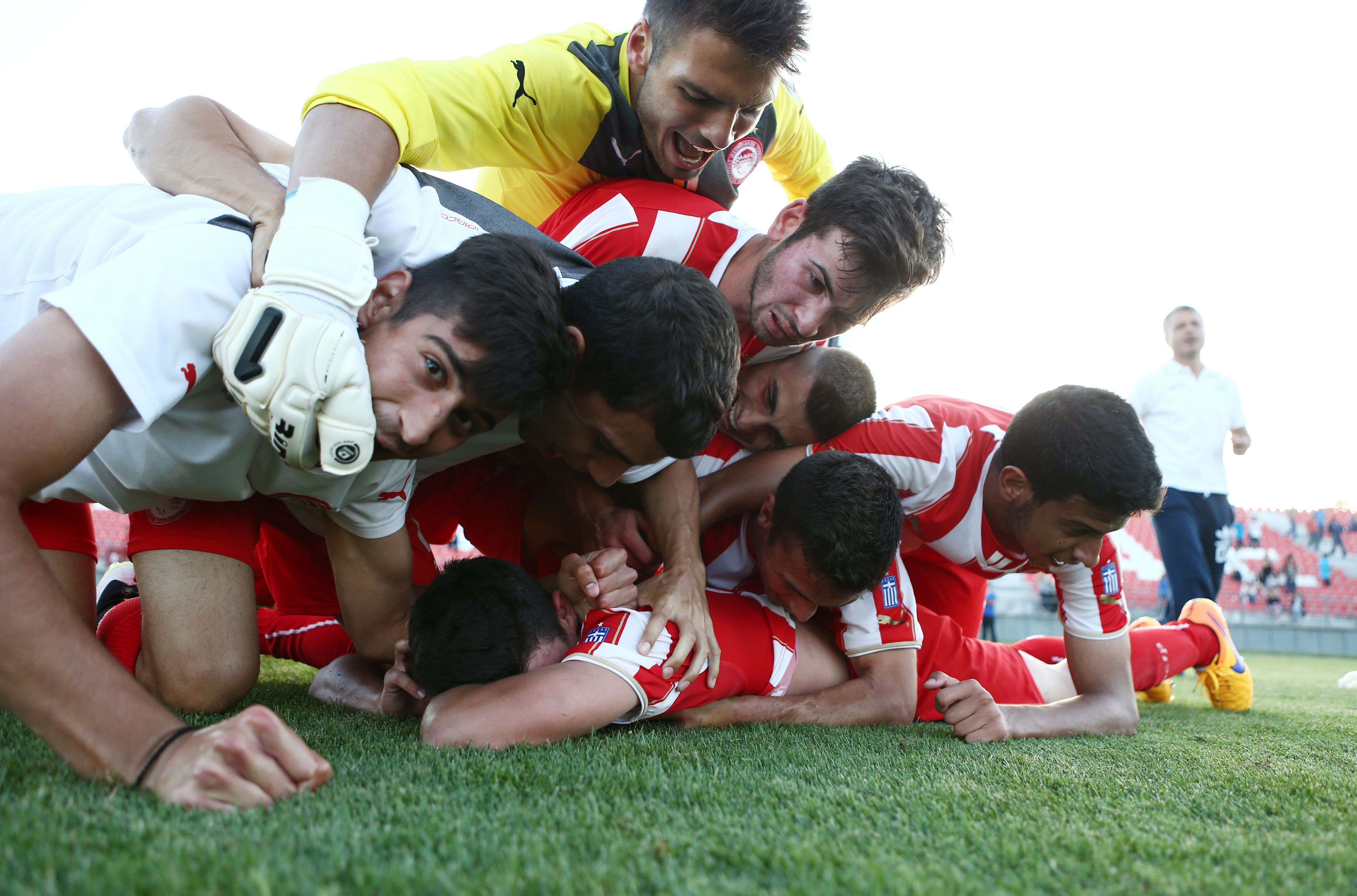 Συλλέκτης Πρωταθλημάτων ο Ολυμπιακός!