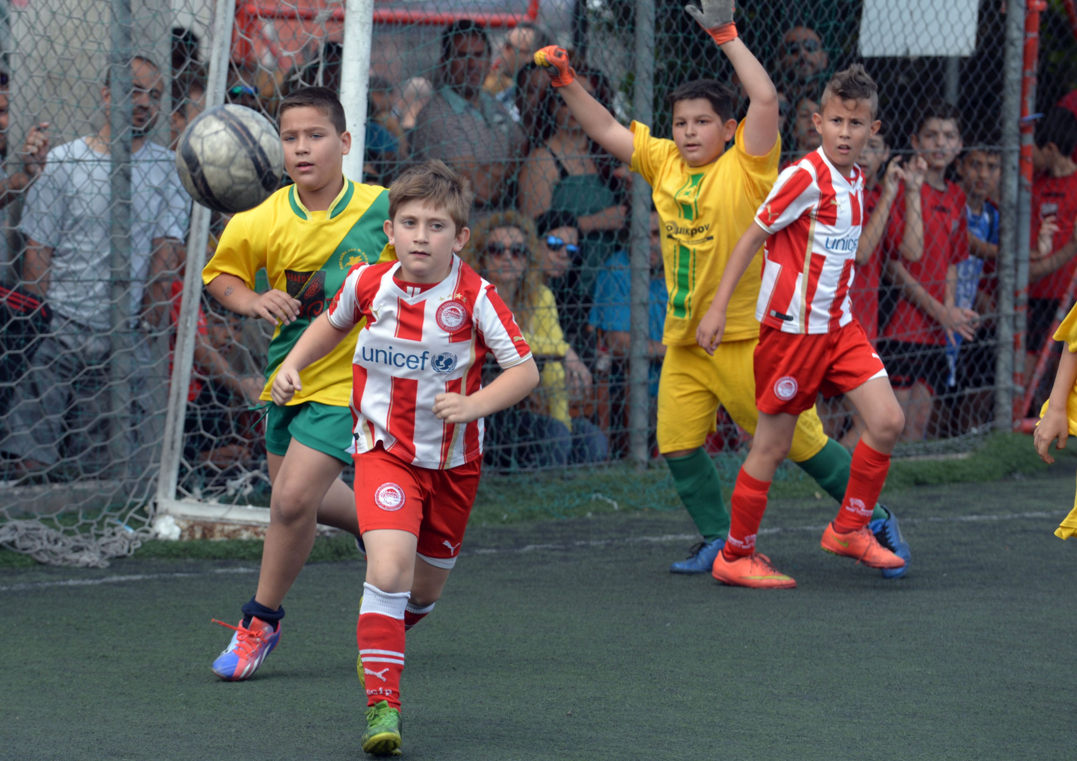 Πρωτιά για την Σχολή Ταύρου