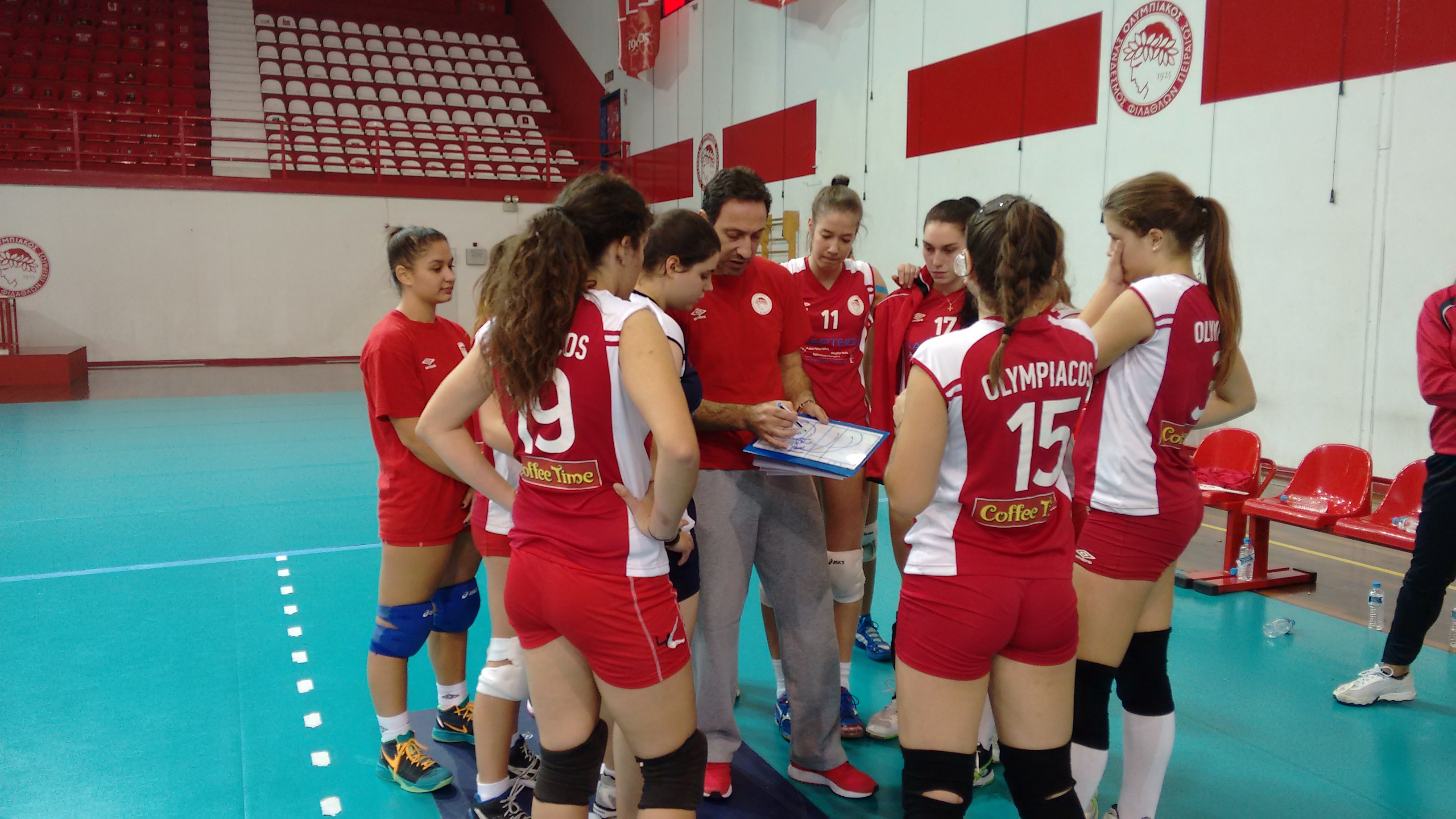 Προχώρησαν με νίκες Κορασίδες και Νεάνιδες