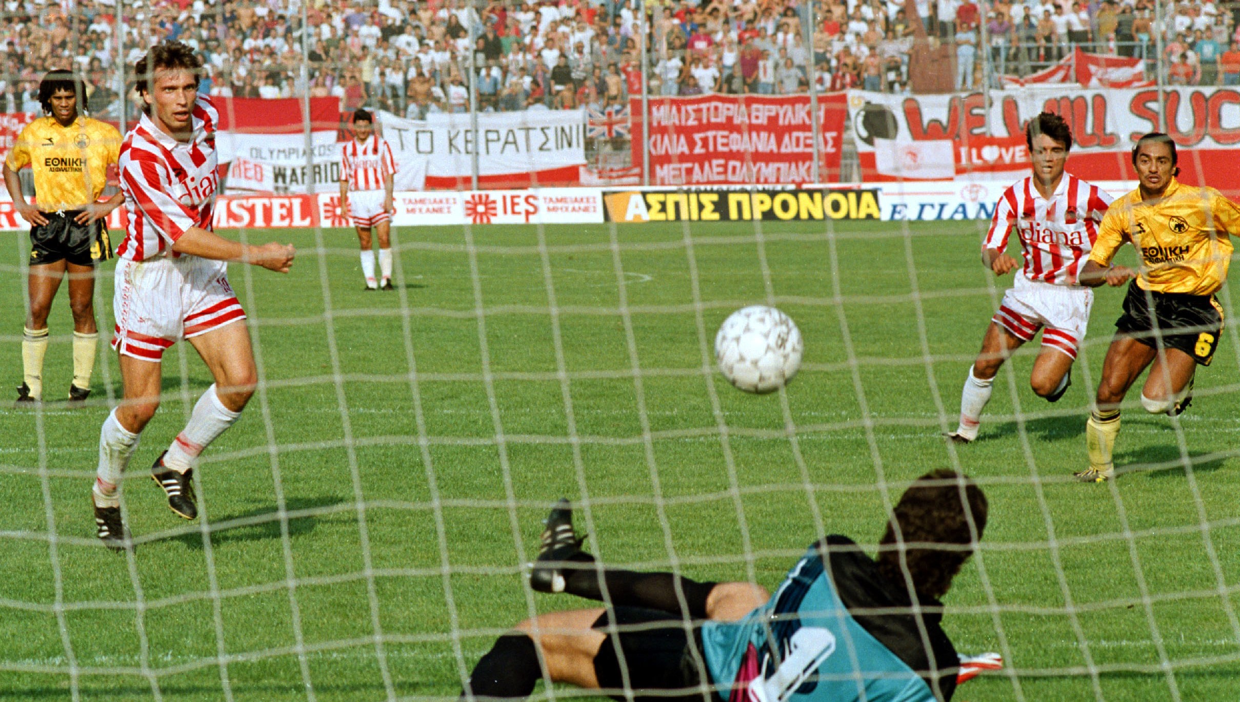 Ιστορία αγώνων Ολυμπιακός – ΑΕΚ