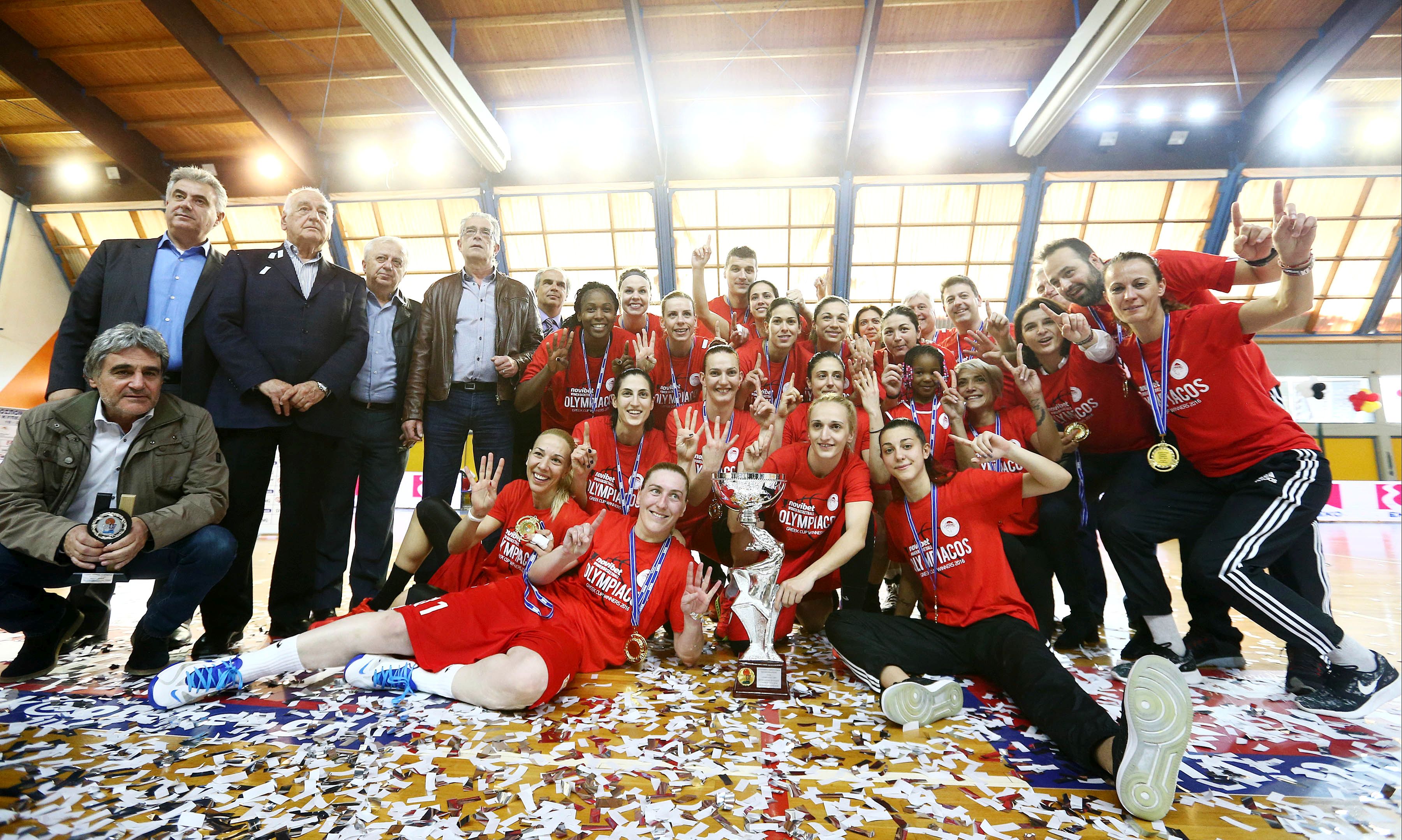 ΕΕΕ…ΟΟΟ… Παντού θα προσκυνάτε τον Ολυμπιακό!